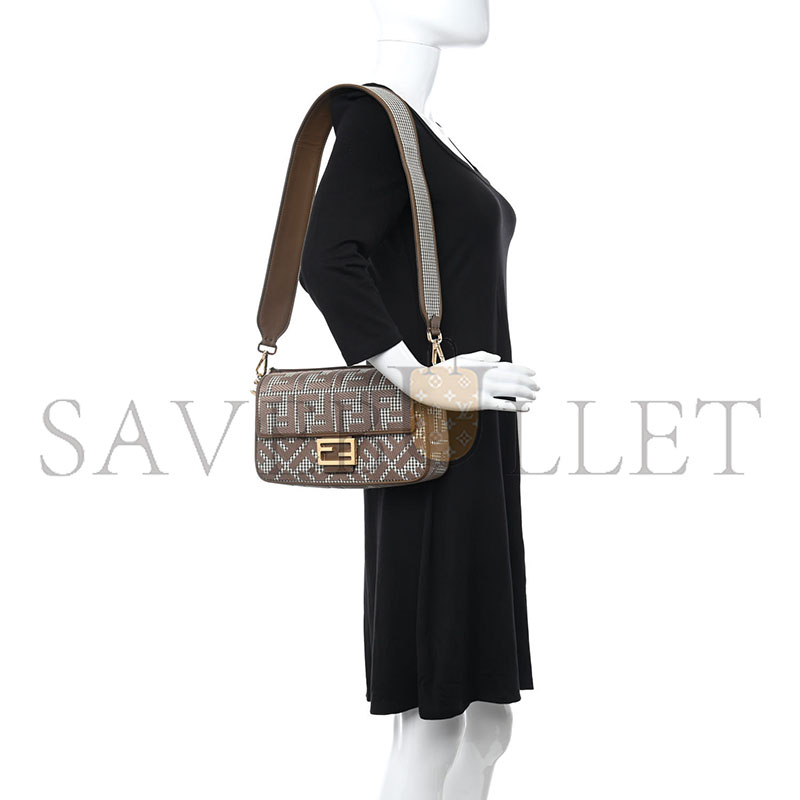 F**di ff embroidered baguette beige moro (27*15*6cm)